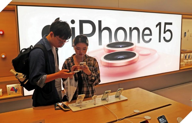iPhone của Apple lần đầu tiên là điện thoại thông minh bán chạy nhất ở Trung Quốc vào năm 2023