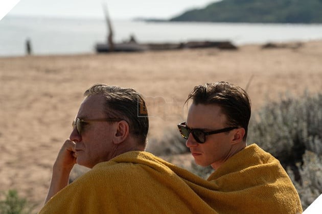 Daniel Craig Bùng Nổ Trong Trailer Phim 18+ “Queer”