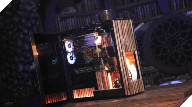 Chi tiết bên trong PC chơi game kết hợp máy pha cà phê