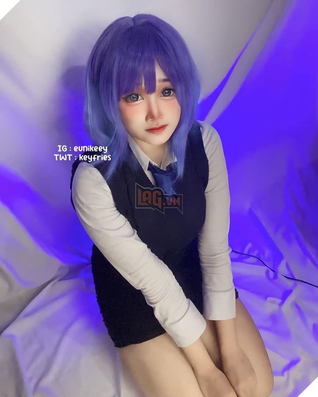 Coser biểu diễn cảm xúc của Akane Oshi No Ko