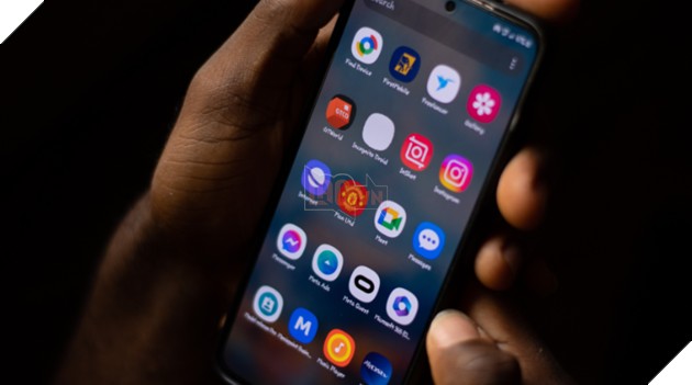 FakeCall chiếm quyền điều khiển điện thoại qua quyền trợ năng