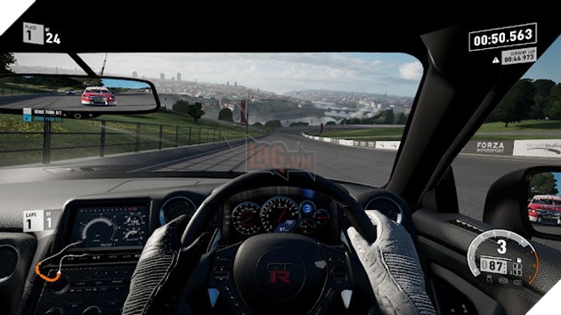 Forza Motorsport 7 - Đua xe khép kín