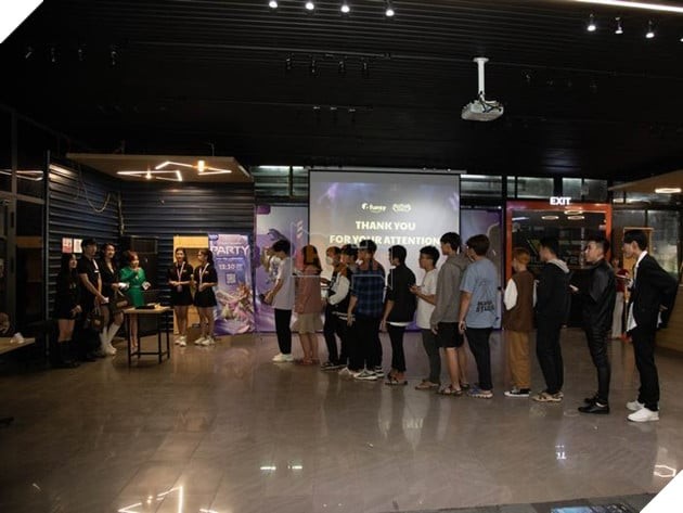 Loạn Chiến Mobile: Sự Kiện Ra Mắt Đầy Hứa Hẹn và Sức Hút Không Thể Chối Cãi