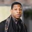 Jonathan Majors Được Vinh Danh Tại Lễ Trao Giải Thưởng Hollywood Sau Khi Bị Tuyên Án Bạo Lực