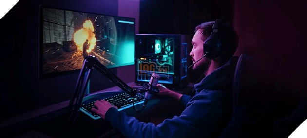 Một streamer đang làm việc