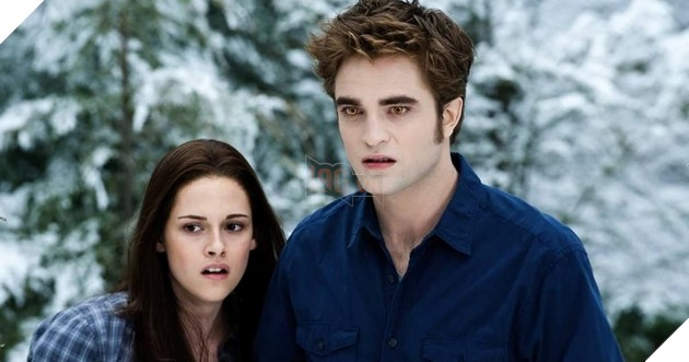 Robert Pattinson trong một cảnh phim Twilight