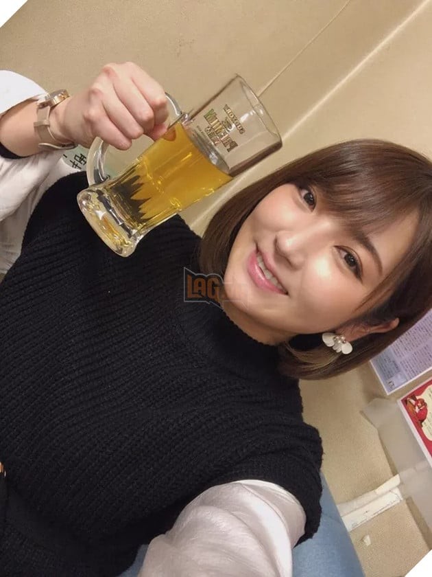 Shiori Kamisaki và bạn trai đô vật Koki Iwasaki