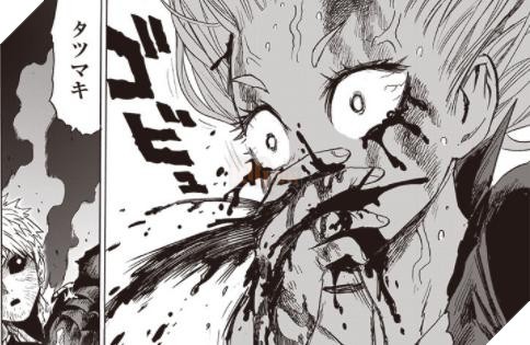 Tatsumaki hộc máu