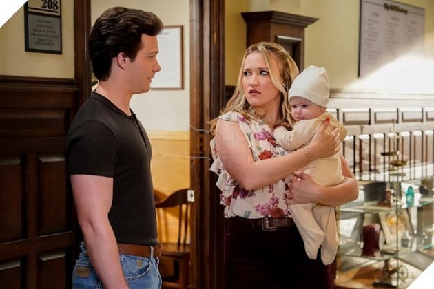 Young Sheldon và phần ngoại truyện về Georgie và Mandy